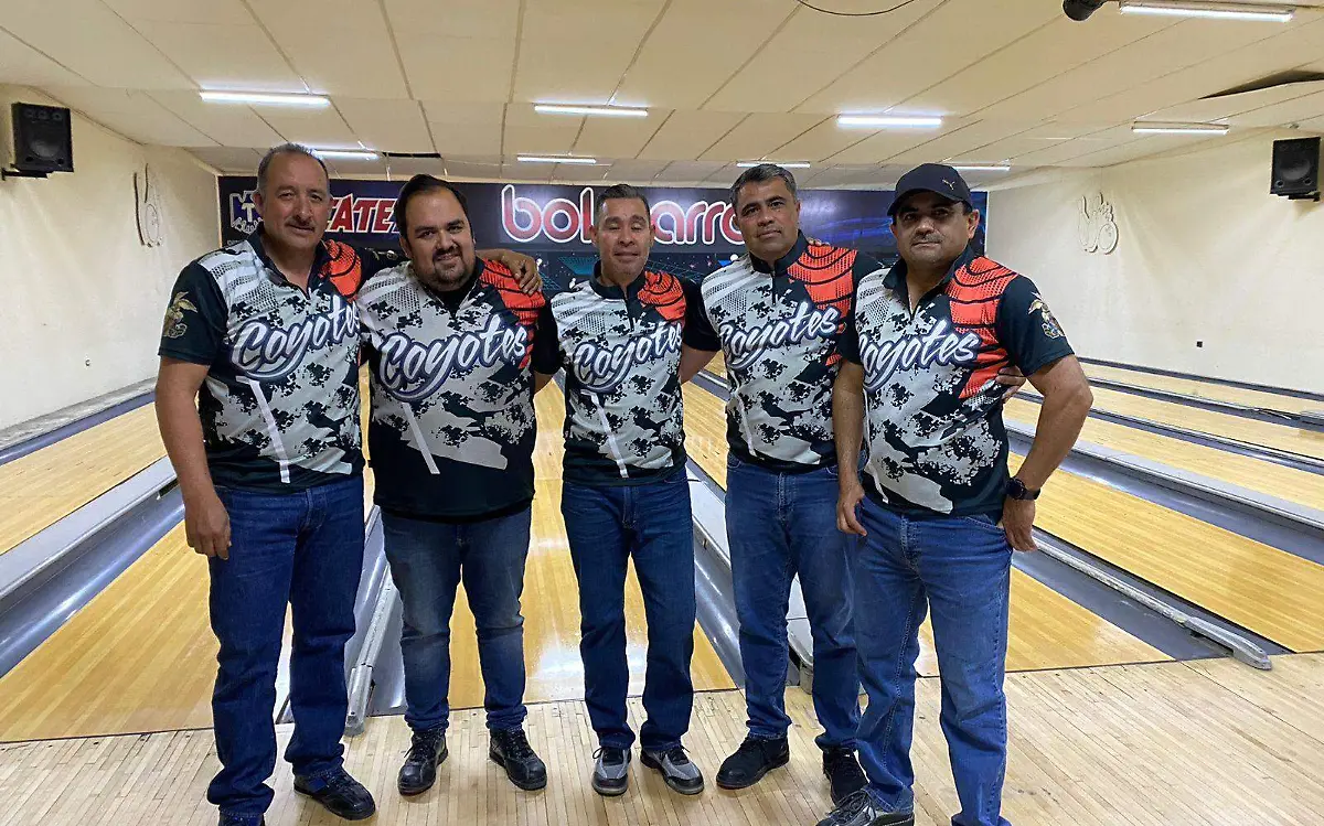 EQUIPO COYOTES TEAM